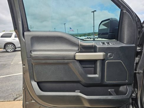 Used 2019 Ford F150 Raptor w/ Equipment Group 802A Luxury AWD/4WD image 12
