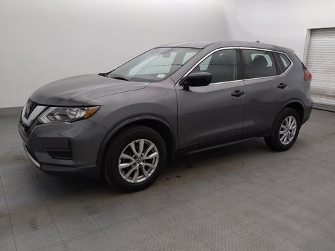 Used 2020 Nissan Rogue S AWD/4WD image 2
