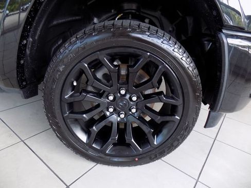 Used 2025 RAM 1500 Limited AWD/4WD image 50