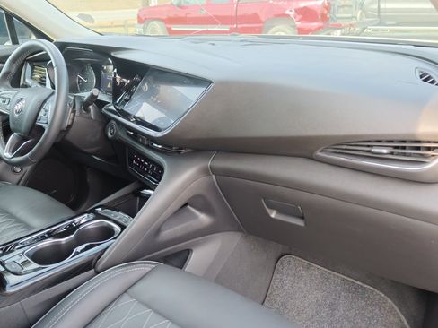 Used 2023 Buick Envision Avenir image 38