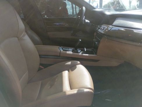 Used 2014 BMW 750i xDrive AWD/4WD image 17