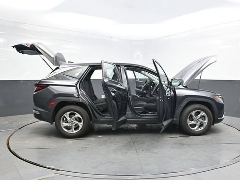 Used 2022 Hyundai Tucson SE AWD/4WD image 50