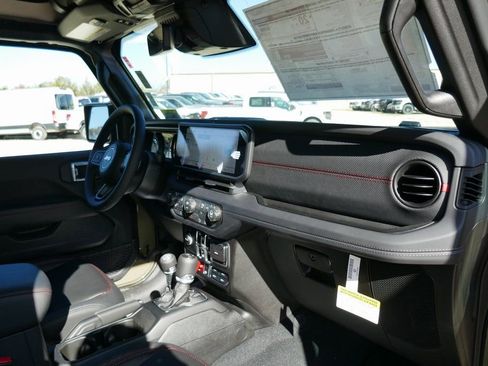 New 2026 Jeep Wrangler Unlimited Rubicon image 11