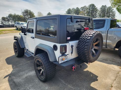 Used 2012 Jeep Wrangler Sport image 6