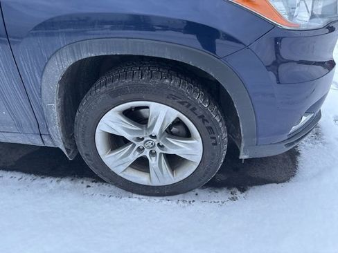 Used 2016 Toyota Highlander Limited image 9