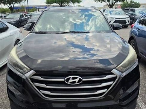 Used 2018 Hyundai Tucson SEL Plus FWD image 1