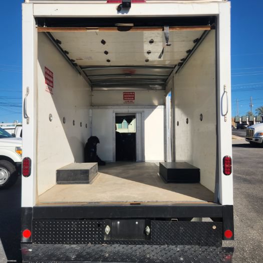 Used 2022 Ford Transit 350 DRW RWD image 10