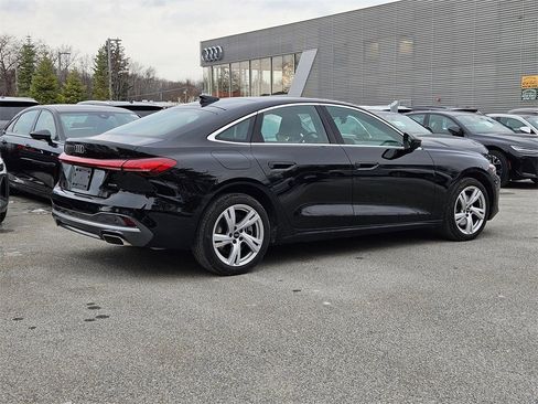 Used 2025 Audi A5 2.0T Premium Plus w/ Premium Plus image 4