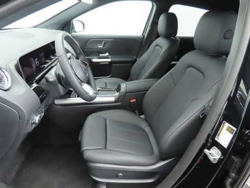 Certified 2025 Mercedes-Benz GLA 250 GLA 250 image 19