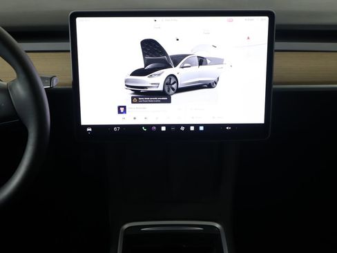 Used 2023 Tesla Model 3 Standard Range image 14