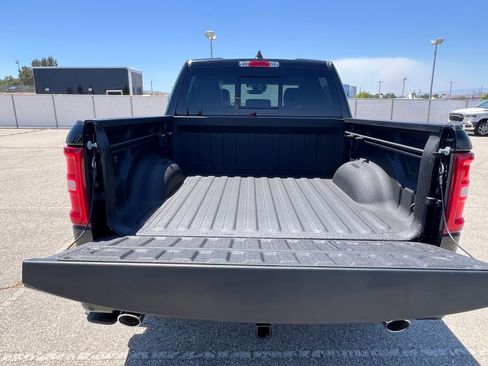 New 2026 RAM 1500 Laramie AWD/4WD image 20