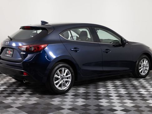 Used 2016 MAZDA MAZDA3 i Touring w/ Popular Equipment Package FWD image 8