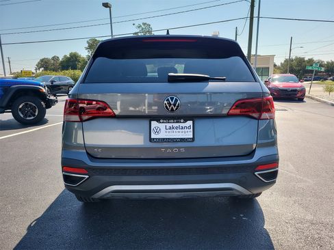 Used 2022 Volkswagen Taos SE image 7