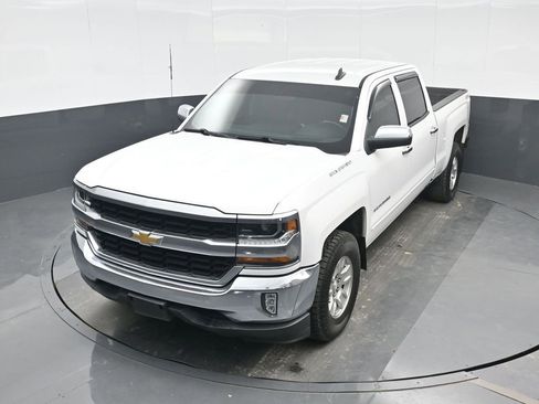 Used 2018 Chevrolet Silverado 1500 LT w/ All Star Edition image 16