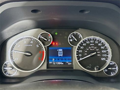 Used 2016 Toyota Tundra Platinum image 10