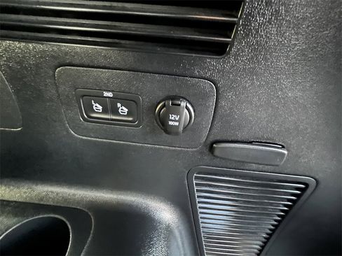 Used 2023 Kia Sorento SX Prestige image 26