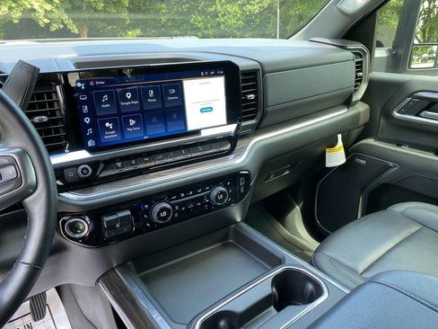 Used 2025 Chevrolet Silverado 2500 LTZ w/ Trail Boss Package AWD/4WD image 25