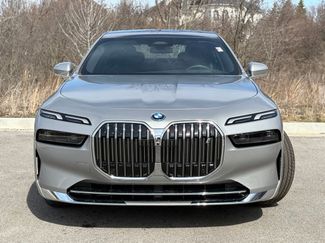 Used 2025 BMW i7 xDrive60 w/ Premium Package video 2