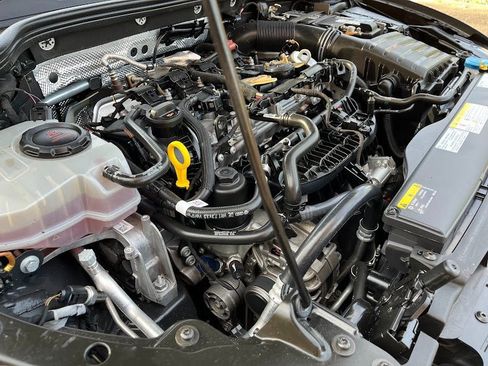 Used 2022 Volkswagen GTI SE w/ SE Leather Package image 33