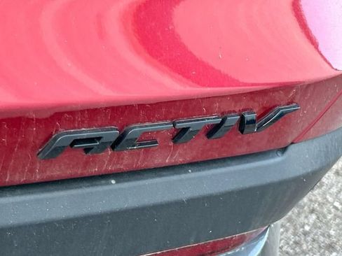 Used 2025 Chevrolet Equinox ACTIV w/ Convenience Package III AWD/4WD image 10