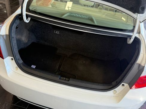 Used 2015 Honda Accord Hybrid Sedan image 27