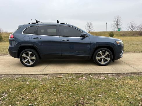 Used 2020 Jeep Cherokee Limited image 9