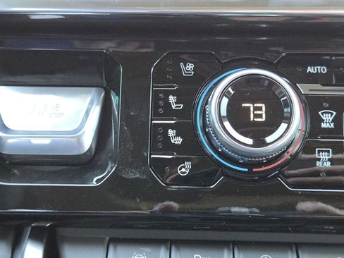 New 2026 GMC Sierra 1500 Denali image 9