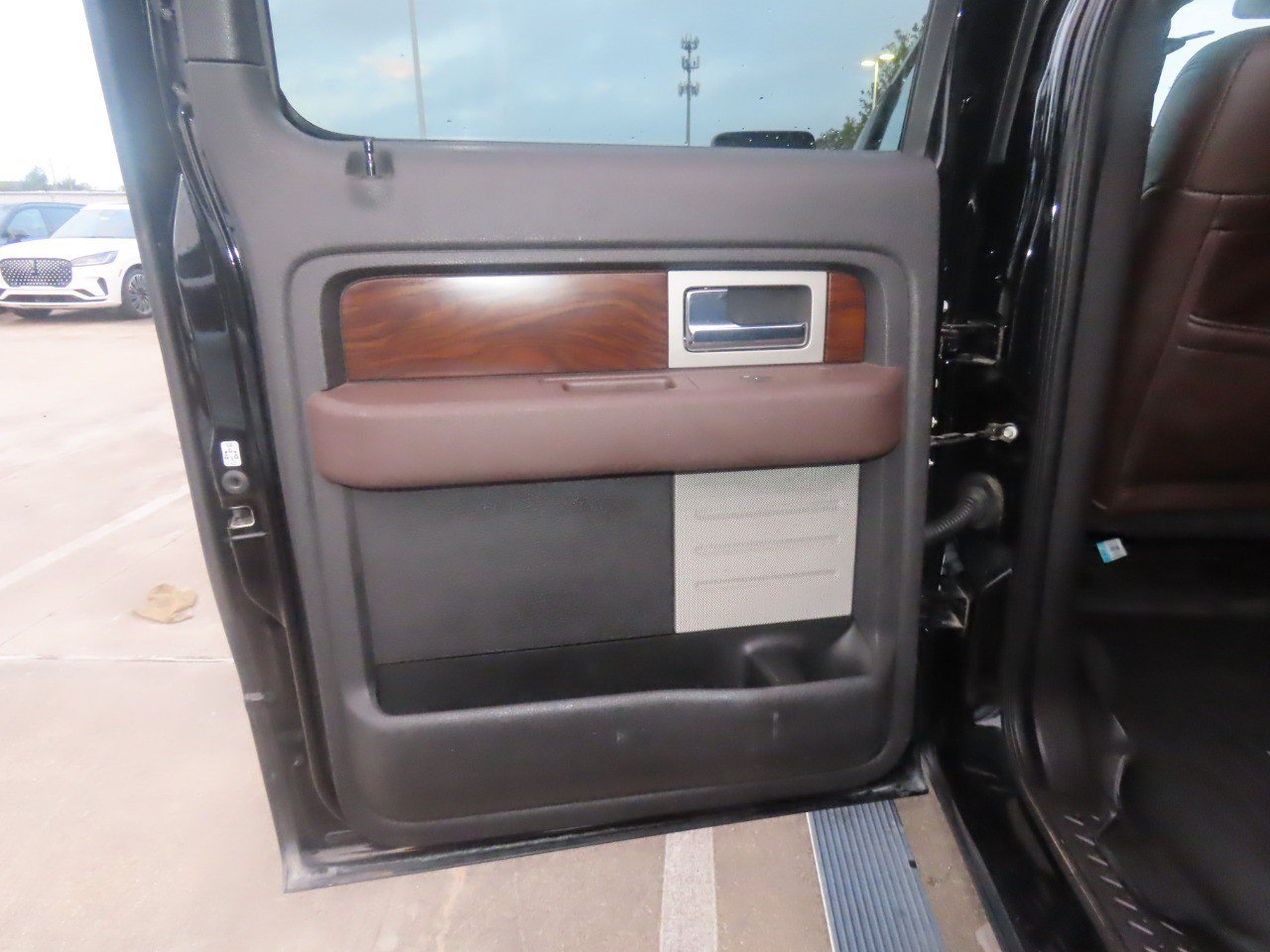 Used 2009 Ford F150 Platinum AWD/4WD image 17