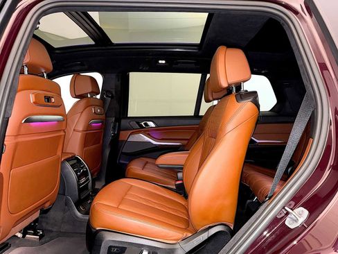 Used 2023 BMW X7 xDrive40i w/ Executive Package image 21