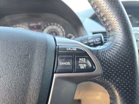 Used 2016 Honda Odyssey EX-L image 24