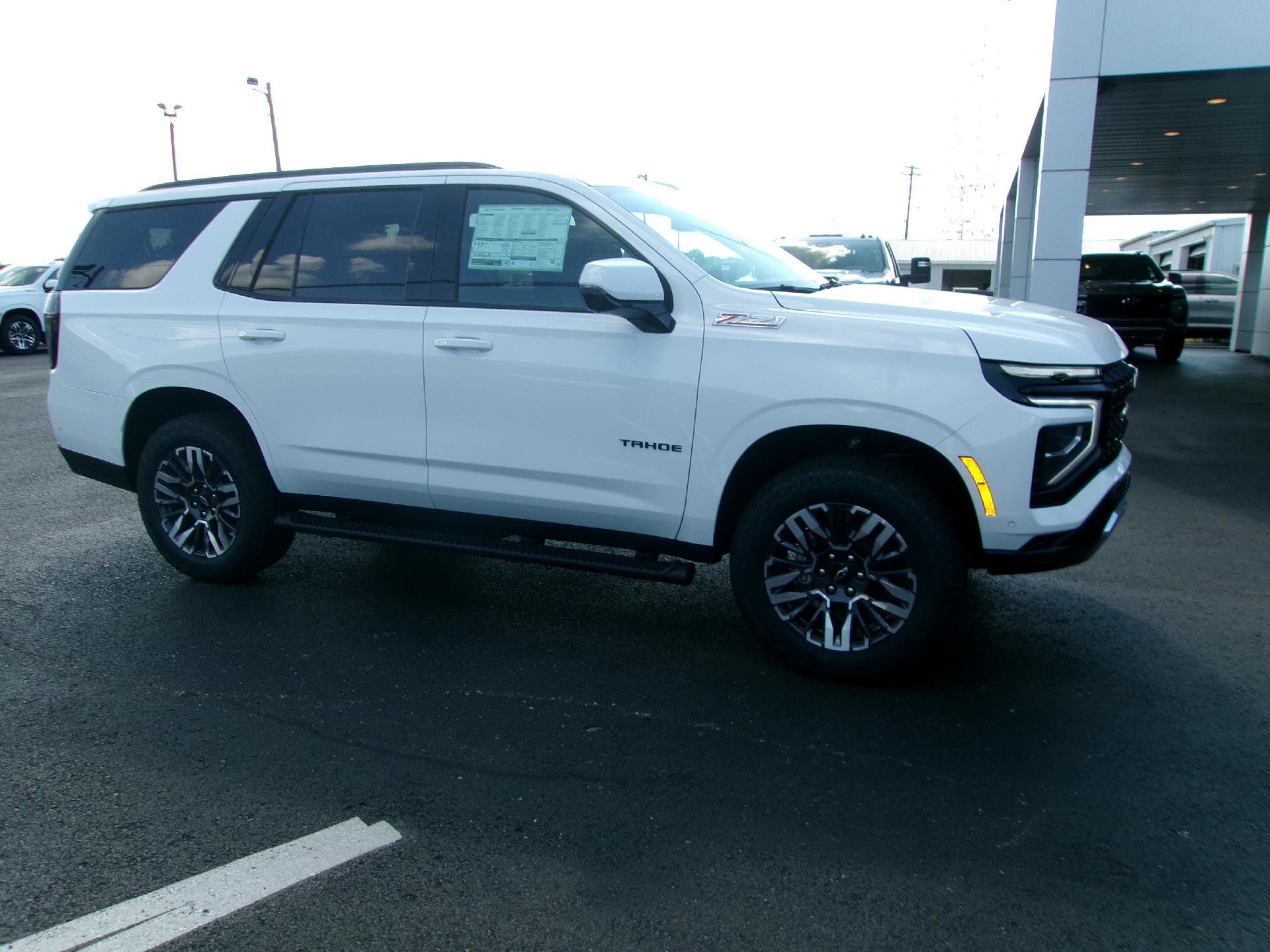 New 2026 Chevrolet Tahoe Z71 w/ Comfort Package AWD/4WD image 1