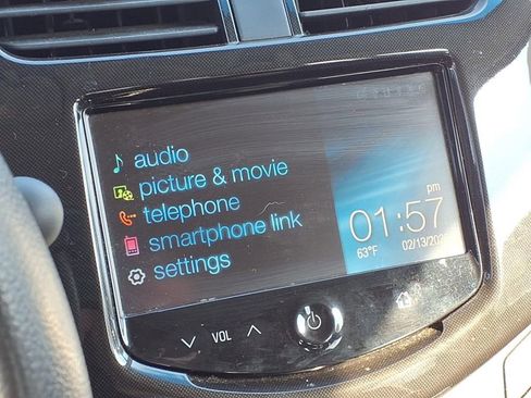 Used 2014 Chevrolet Spark LT image 5