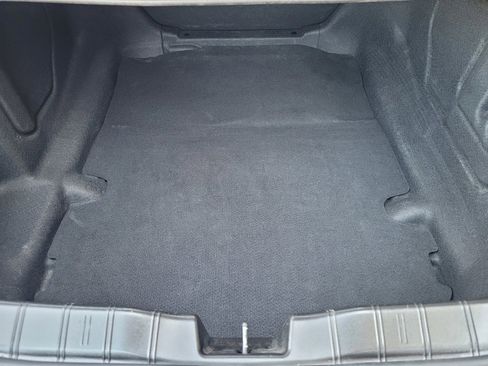 Used 2021 Chevrolet Camaro LS image 28