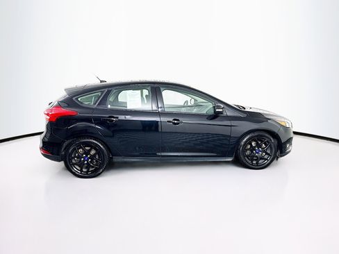 Used 2016 Ford Focus SE w/ Equipment Group 201A image 10