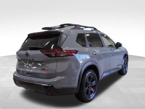 Used 2025 Nissan Rogue SV w/ Rock Creek Premium Package AWD/4WD image 30