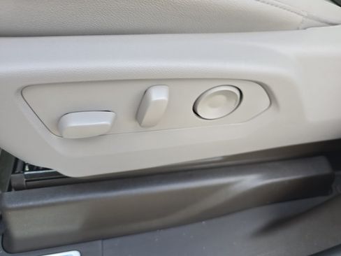 New 2026 Chevrolet Silverado 1500 LTZ w/ LTZ Premium Package AWD/4WD image 18
