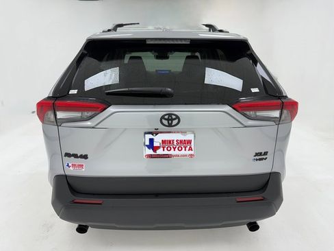 New 2025 Toyota RAV4 XLE w/ Convenience Package image 39