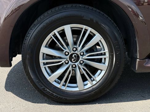 Used 2019 INFINITI QX80 Luxe w/ Proassist Package AWD/4WD image 14