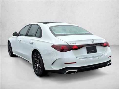 Used 2026 Mercedes-Benz E 350 4MATIC Sedan image 7