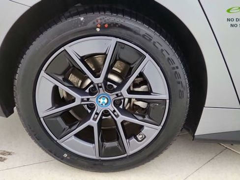 Used 2023 BMW i4 eDrive35 RWD image 65