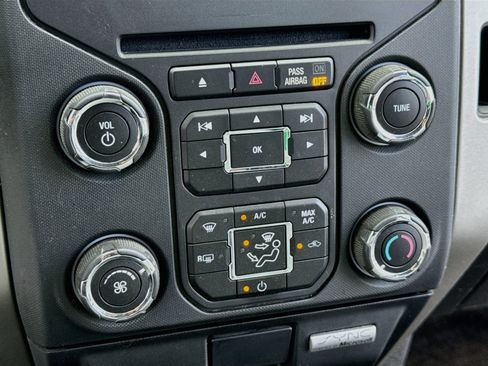 Used 2014 Ford F150 XLT w/ Equipment Group 302A Luxury AWD/4WD image 19