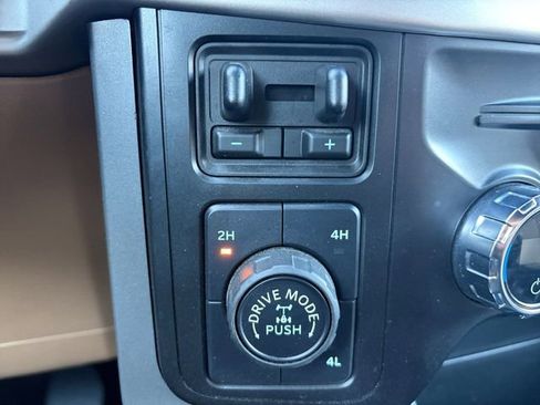 Used 2021 Ford F150 XLT w/ Equipment Group 302A High image 25