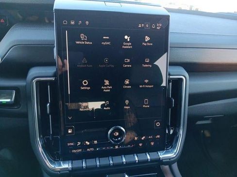 New 2026 GMC Yukon XL Denali w/ Sun & Power Step Package AWD/4WD image 14