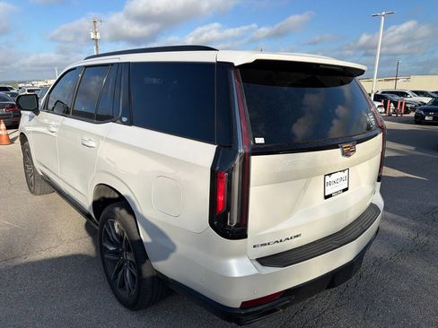 Used 2023 Cadillac Escalade Sport w/ Touring Package AWD/4WD image 3