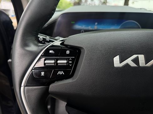 Used 2023 Kia Niro Wind w/ Wind Preserve Package FWD image 21