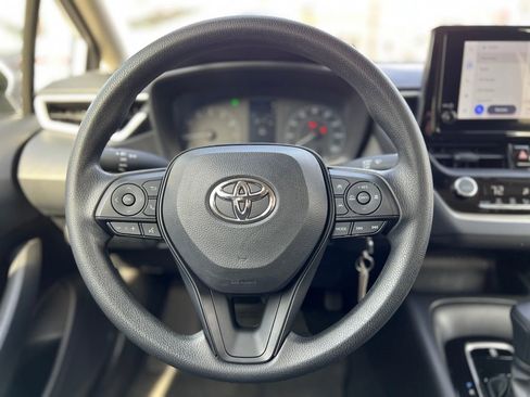 Certified 2023 Toyota Corolla LE image 31