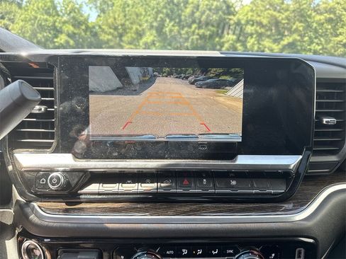 Used 2023 GMC Sierra 1500 Elevation image 27