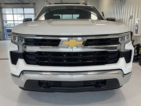 Used 2025 Chevrolet Silverado 1500 LT AWD/4WD image 8