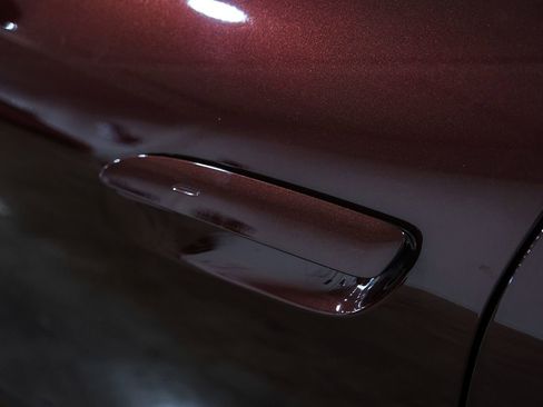 Used 2021 Porsche Taycan 4S w/ Premium Package image 39