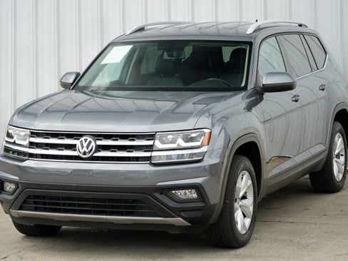 Used 2018 Volkswagen Atlas SE image 45